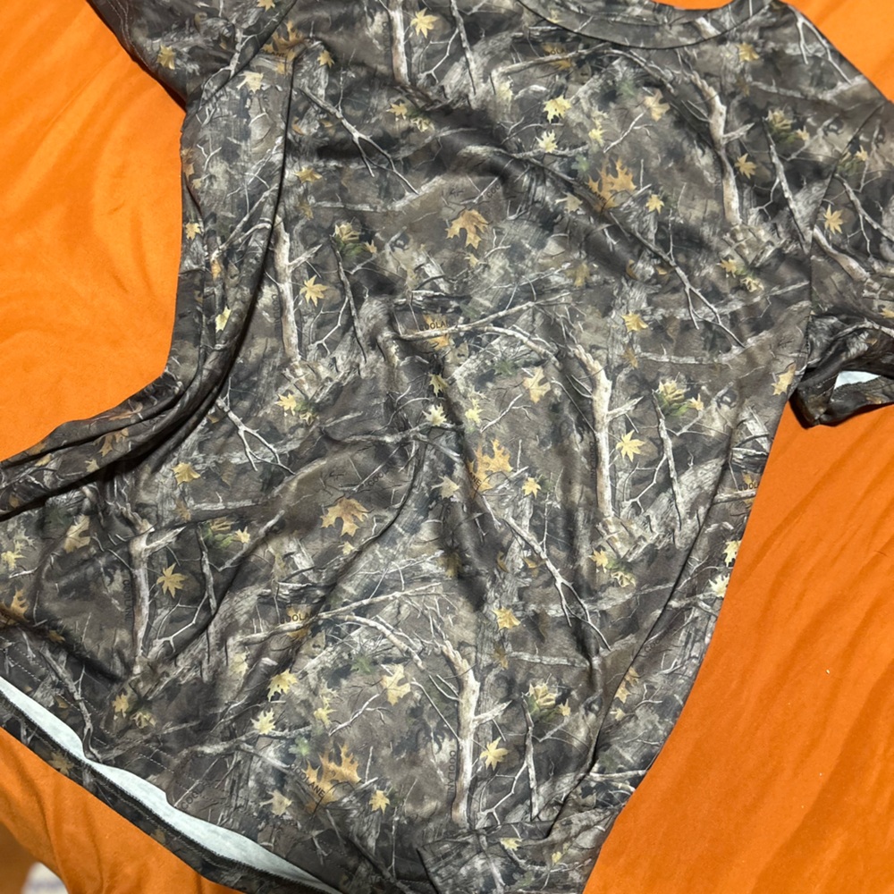 SHEIN Camouflage Short Sleeve Tee